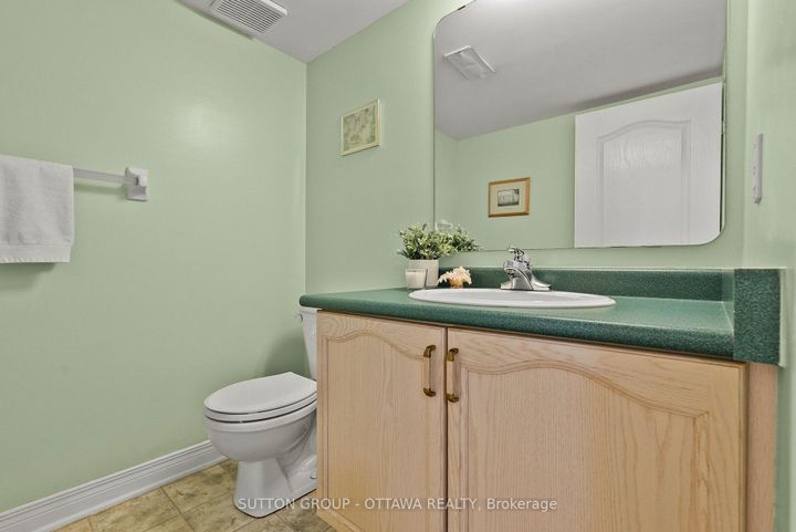 Photo 39 at 21 Avonmore Crescent, Nepean (Barrhaven East), Ottawa