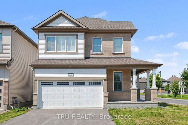Photo 2 at 425 Aphelion Crescent, Nepean (Half Moon Bay), Ottawa