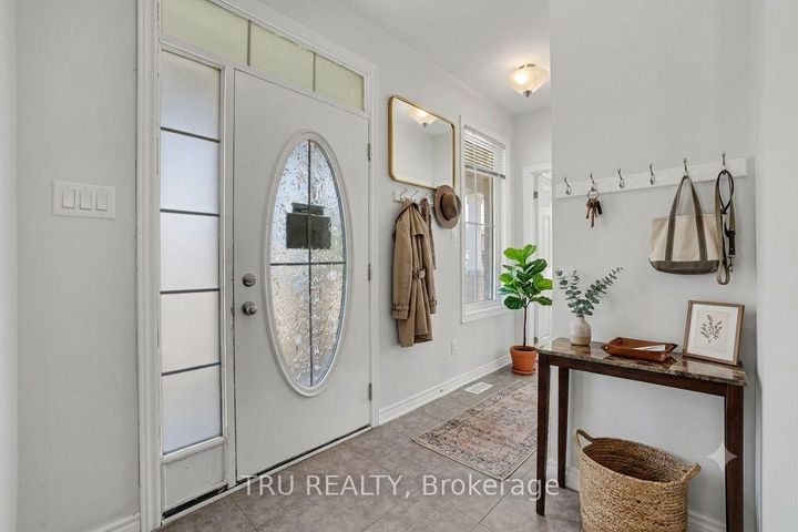 Photo 4 at 425 Aphelion Crescent, Nepean (Half Moon Bay), Ottawa