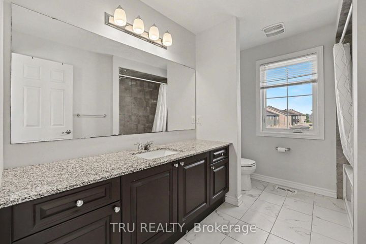 Photo 20 at 425 Aphelion Crescent, Nepean (Half Moon Bay), Ottawa