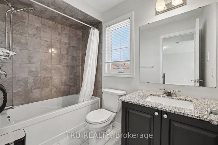 Photo 24 at 425 Aphelion Crescent, Nepean (Half Moon Bay), Ottawa