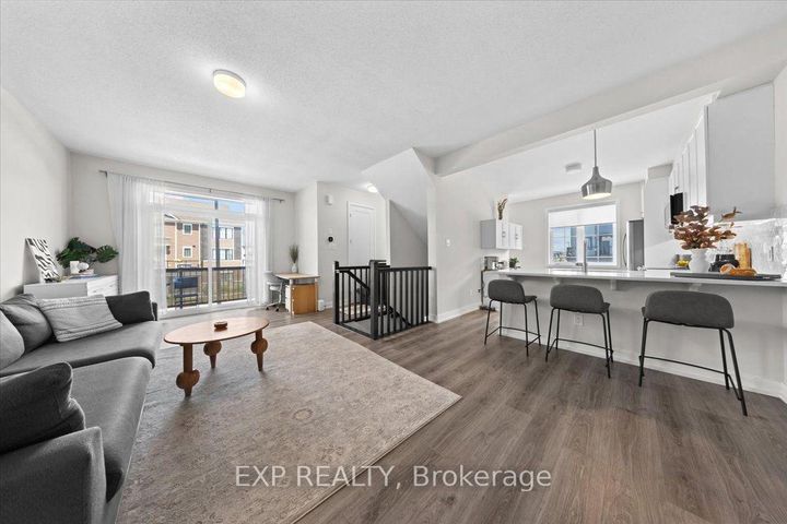 Photo 20 at 293 Anyolite Private, Nepean (Heritage Park), Ottawa