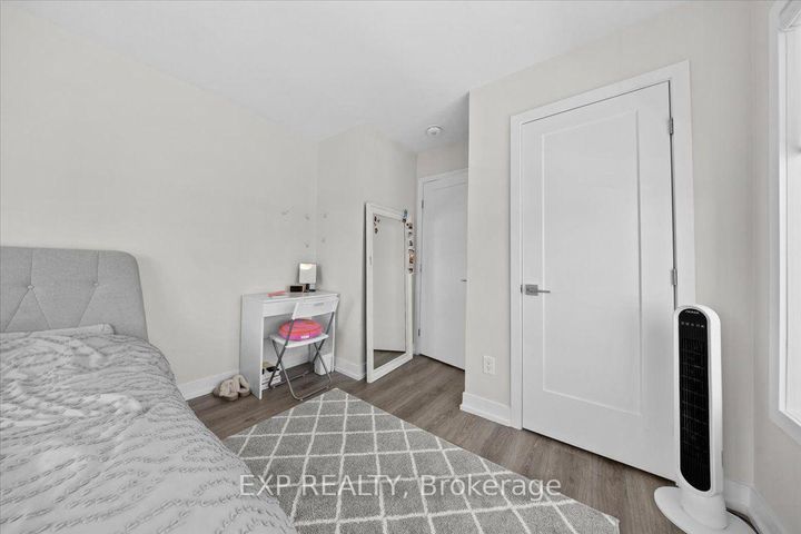 Photo 25 at 293 Anyolite Private, Nepean (Heritage Park), Ottawa