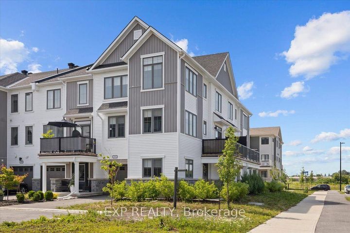 Photo 31 at 293 Anyolite Private, Nepean (Heritage Park), Ottawa