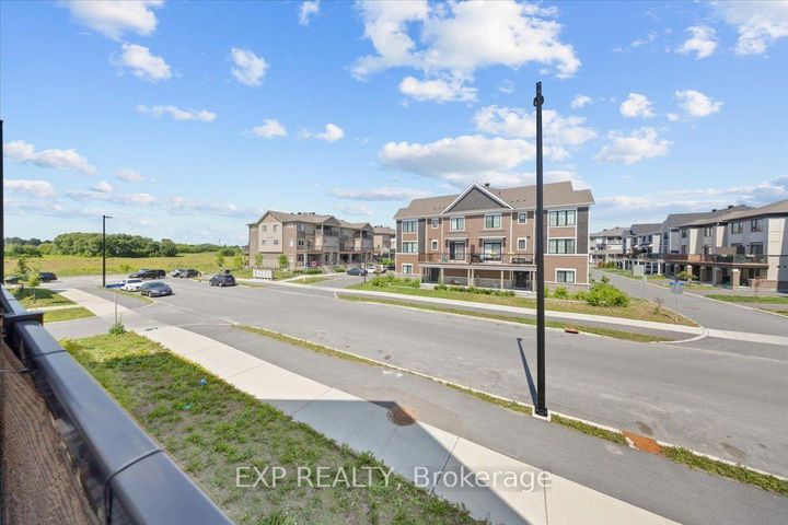 Photo 42 at 293 Anyolite Private, Nepean (Heritage Park), Ottawa