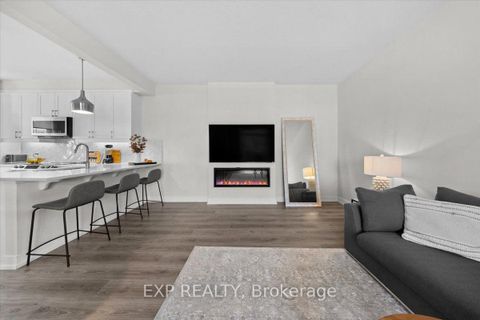 Photo 8 at 293 Anyolite Private, Nepean (Heritage Park), Ottawa