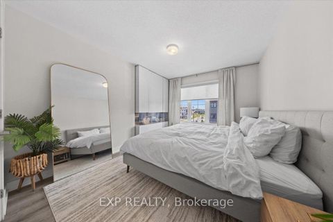 Photo 26 at 293 Anyolite Private, Nepean (Heritage Park), Ottawa
