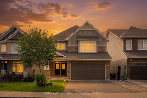 Photo 1 at 573 Egret Way, Nepean (Half Moon Bay), Ottawa