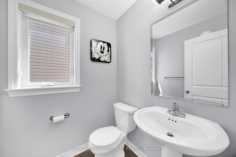 Photo 4 at 573 Egret Way, Nepean (Half Moon Bay), Ottawa
