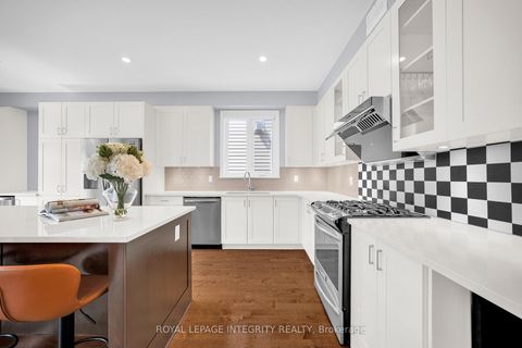 Photo 16 at 573 Egret Way, Nepean (Half Moon Bay), Ottawa