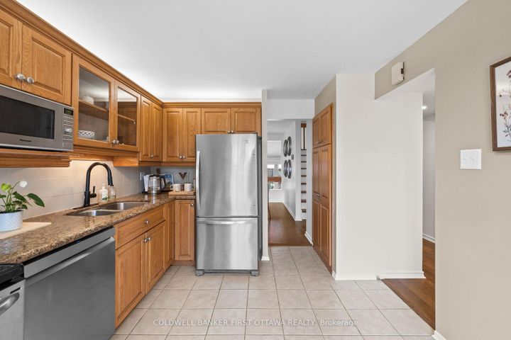 Photo 7 at 34 Melville Drive, Nepean (Pheasant Run), Ottawa