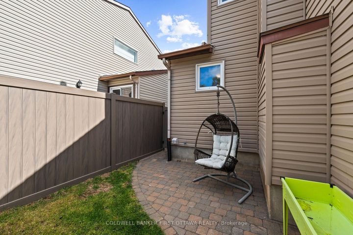 Photo 32 at 34 Melville Drive, Nepean (Pheasant Run), Ottawa