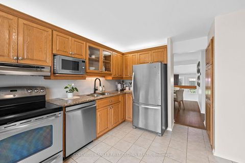 Photo 6 at 34 Melville Drive, Nepean (Pheasant Run), Ottawa