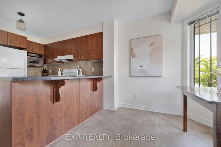 Photo 3 at 132 PASEO Private, Nepean (Centrepointe), Ottawa