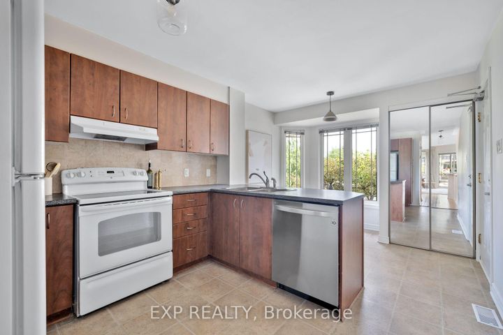 Photo 8 at 132 PASEO Private, Nepean (Centrepointe), Ottawa