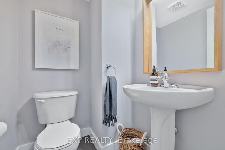 Photo 12 at 132 PASEO Private, Nepean (Centrepointe), Ottawa