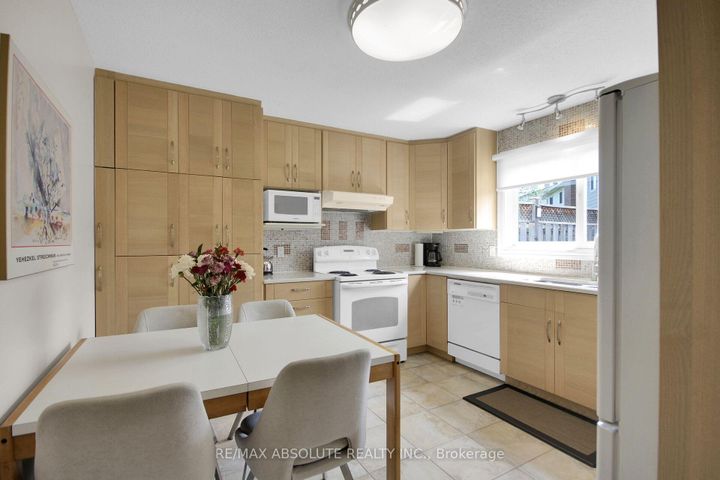 Photo 7 at 79 Shoreham Avenue, Nepean (Craig Henry/Woodvale), Ottawa