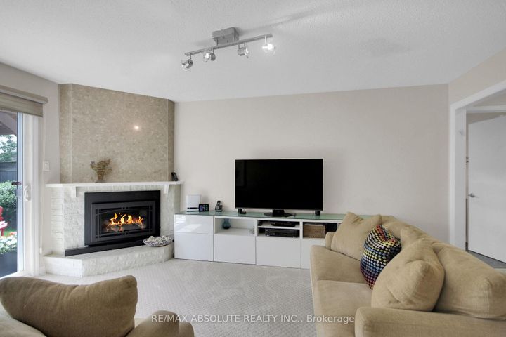 Photo 13 at 79 Shoreham Avenue, Nepean (Craig Henry/Woodvale), Ottawa
