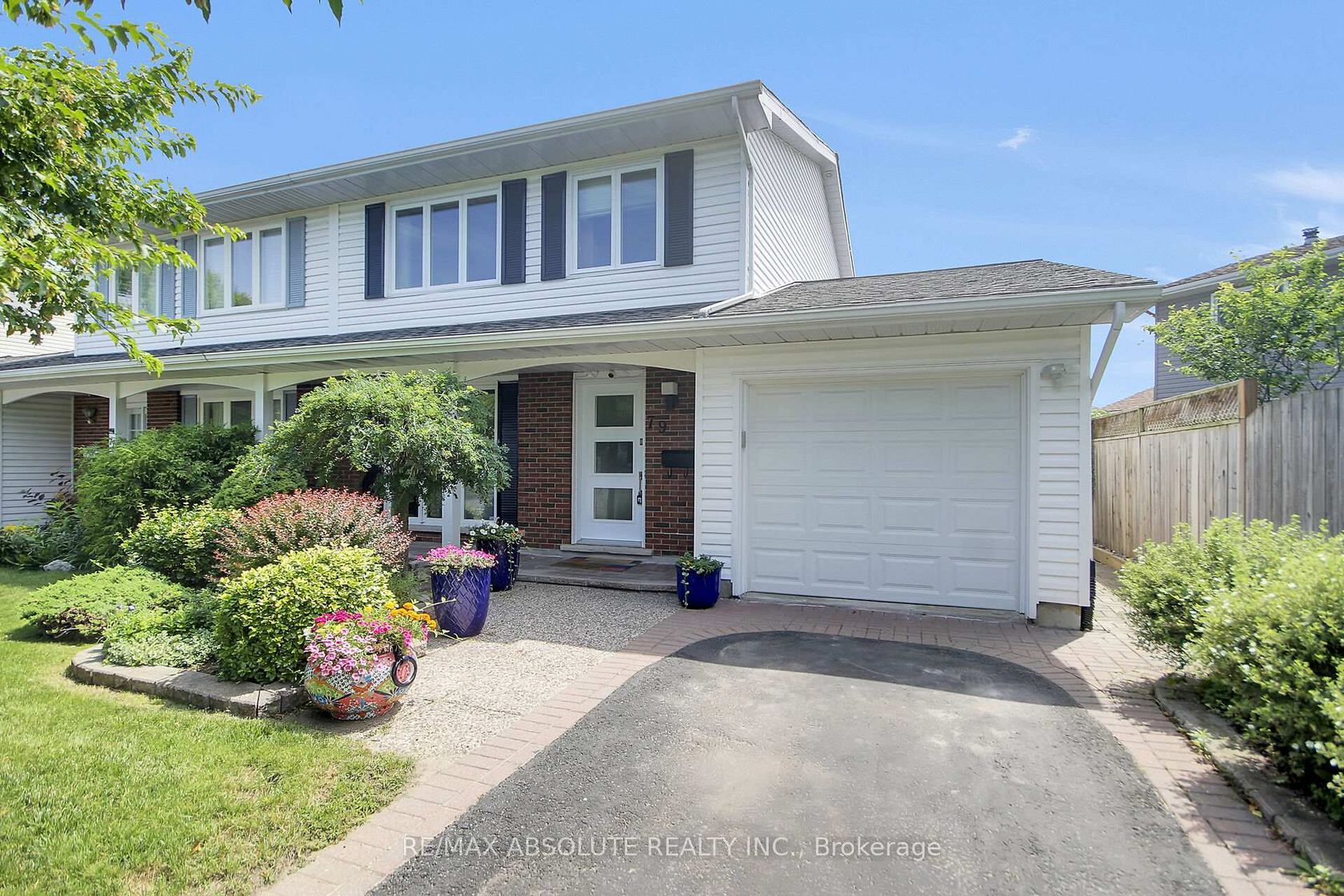79 Shoreham Avenue, Nepean (Craig Henry/Woodvale), Ottawa 