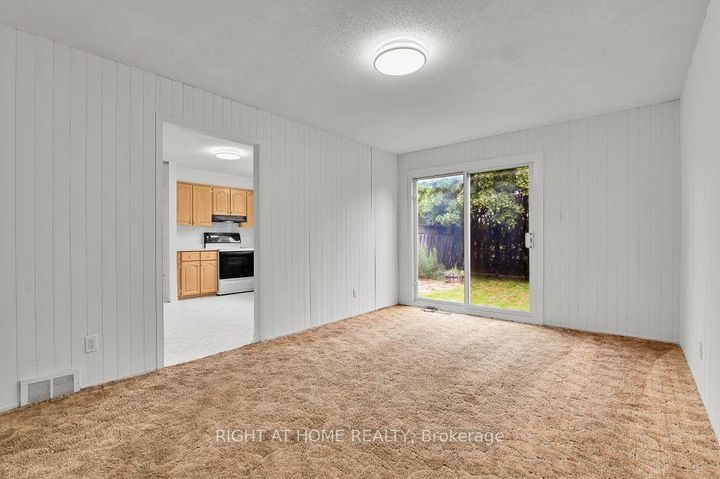 Photo 7 at 99 Craig Henry Drive, Nepean (Craig Henry/Woodvale), Ottawa