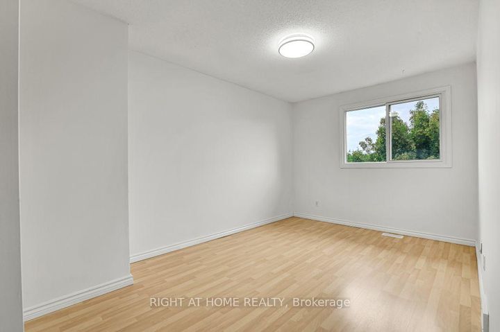 Photo 11 at 99 Craig Henry Drive, Nepean (Craig Henry/Woodvale), Ottawa