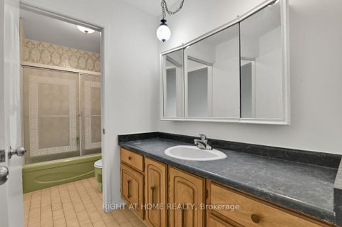 Photo 15 at 99 Craig Henry Drive, Nepean (Craig Henry/Woodvale), Ottawa