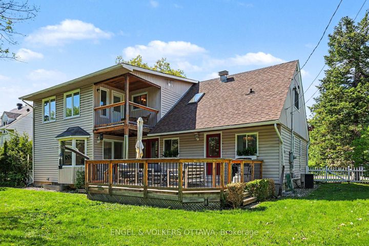 Photo 31 at 176 Sanford Avenue, Nepean (Courtland Park), Ottawa