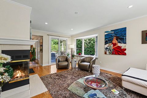 Photo 4 at 176 Sanford Avenue, Nepean (Courtland Park), Ottawa