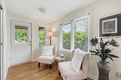 Photo 15 at 176 Sanford Avenue, Nepean (Courtland Park), Ottawa