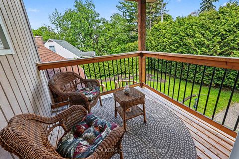 Photo 28 at 176 Sanford Avenue, Nepean (Courtland Park), Ottawa