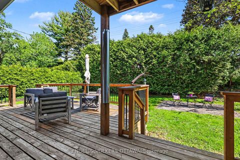 Photo 30 at 176 Sanford Avenue, Nepean (Courtland Park), Ottawa