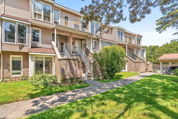 Photo 17 at 15 - 6B Shehyn Lane, Nepean (Tanglewood), Ottawa
