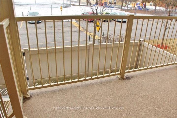 Photo 14 at 4 - 14 Sweetbriar Circle, Nepean (Pheasant Run), Ottawa