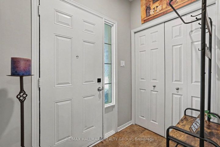 Photo 3 at 170 Prem Circle, Nepean (Cedargrove/Fraserdale), Ottawa