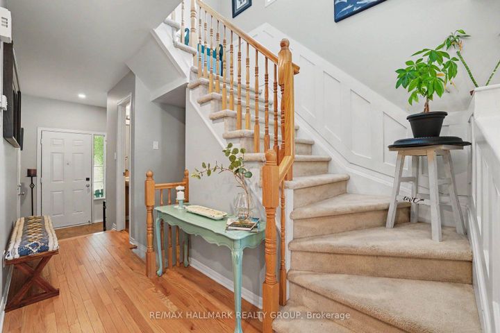 Photo 5 at 170 Prem Circle, Nepean (Cedargrove/Fraserdale), Ottawa