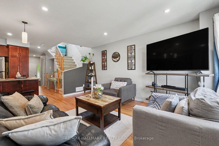 Photo 11 at 170 Prem Circle, Nepean (Cedargrove/Fraserdale), Ottawa