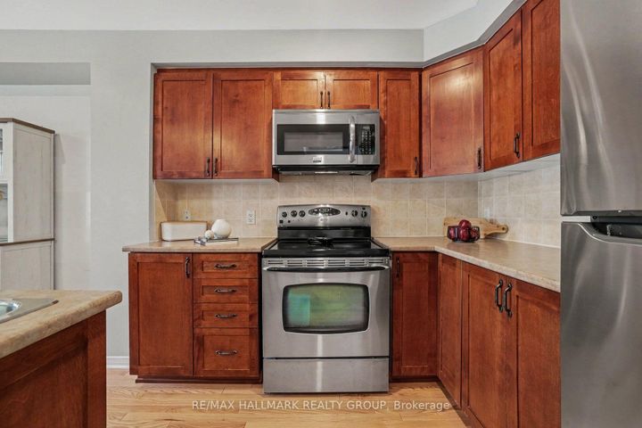 Photo 14 at 170 Prem Circle, Nepean (Cedargrove/Fraserdale), Ottawa