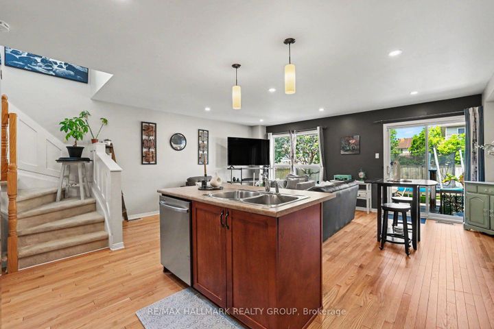 Photo 16 at 170 Prem Circle, Nepean (Cedargrove/Fraserdale), Ottawa