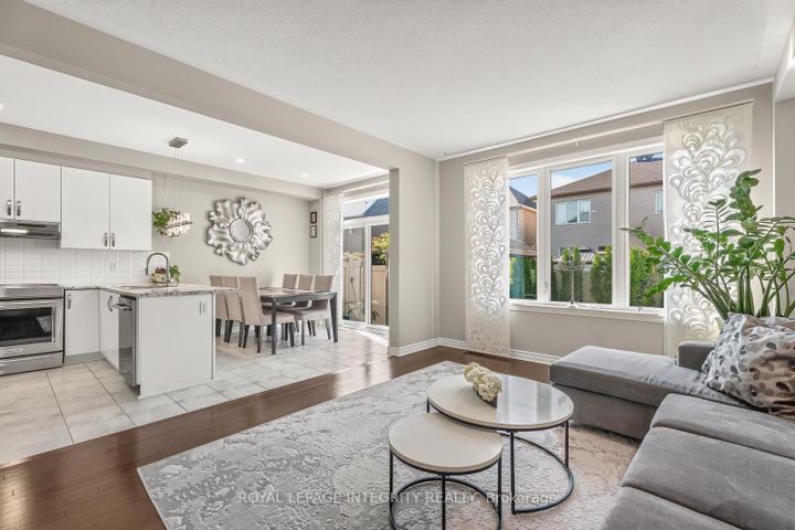 Photo 18 at 96 Russet Terrace, Nepean (Half Moon Bay), Ottawa