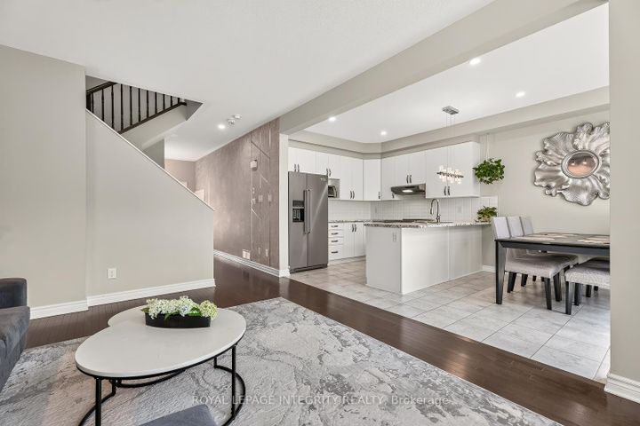 Photo 19 at 96 Russet Terrace, Nepean (Half Moon Bay), Ottawa