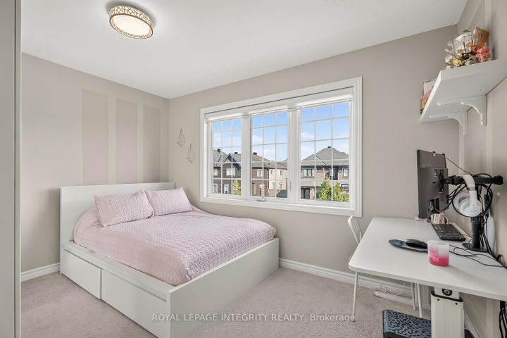 Photo 28 at 96 Russet Terrace, Nepean (Half Moon Bay), Ottawa