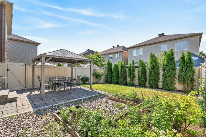Photo 40 at 96 Russet Terrace, Nepean (Half Moon Bay), Ottawa