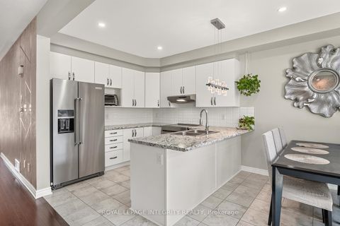 Photo 10 at 96 Russet Terrace, Nepean (Half Moon Bay), Ottawa