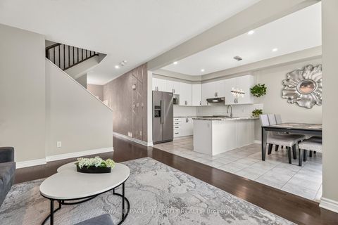 Photo 19 at 96 Russet Terrace, Nepean (Half Moon Bay), Ottawa