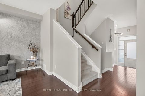 Photo 20 at 96 Russet Terrace, Nepean (Half Moon Bay), Ottawa