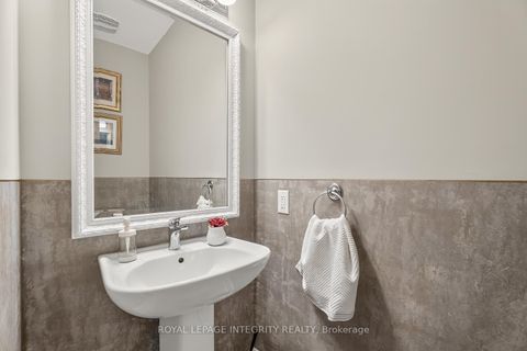 Photo 31 at 96 Russet Terrace, Nepean (Half Moon Bay), Ottawa