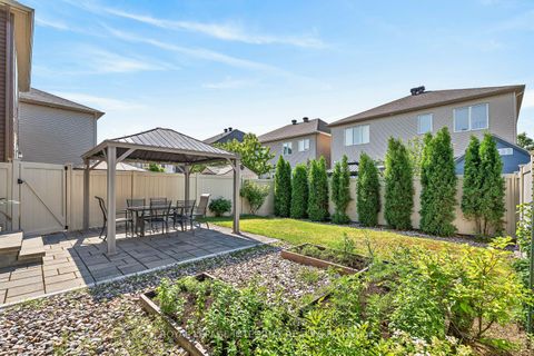 Photo 40 at 96 Russet Terrace, Nepean (Half Moon Bay), Ottawa