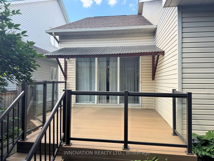 Photo 4 at 16 Jack Aaron Drive, Nepean (Craig Henry/Woodvale), Ottawa