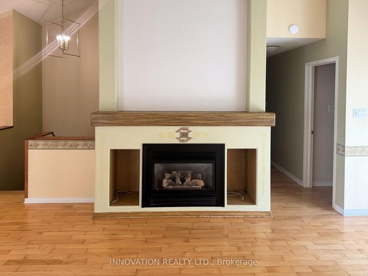 Photo 6 at 16 Jack Aaron Drive, Nepean (Craig Henry/Woodvale), Ottawa