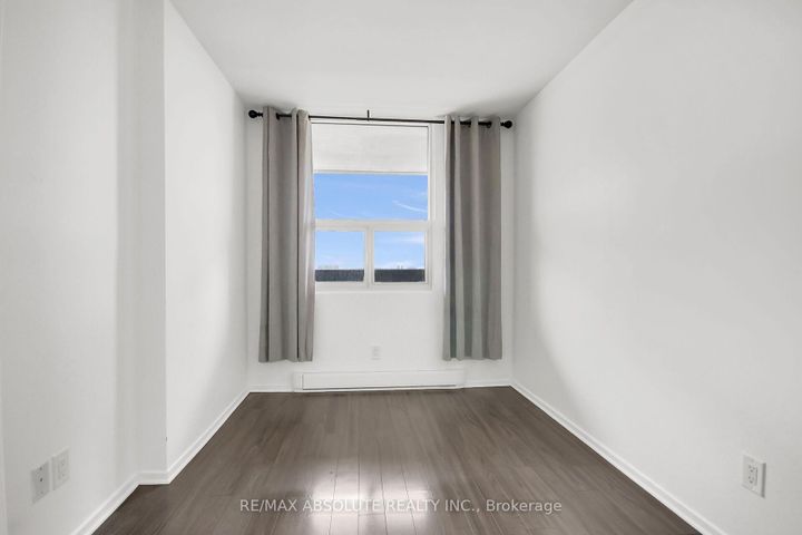 Photo 23 at 1403 - 1380 Prince Of Wales Drive, Nepean (Carleton Square), Ottawa